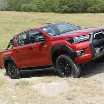 Análisis de la Toyota Hilux Conquest: una pickup para llegar más arriba