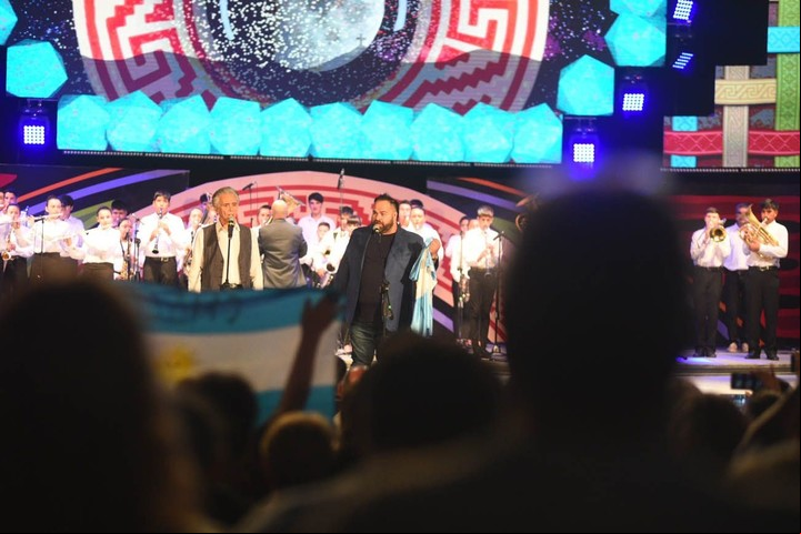 Juan Fuentes y Jairo, en una actuación conjunta memorable.