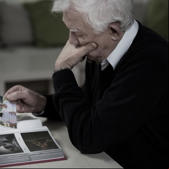 Advierten que dormir mal puede perjudicar al corazón y al cerebro: 12 consejos para descansar mejor