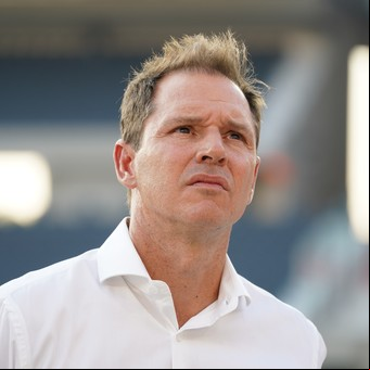 Jorge Brito defendió la presencia de Daniel arella en el Monumental y pidió a los hinchas de River "no opacar" el festejo