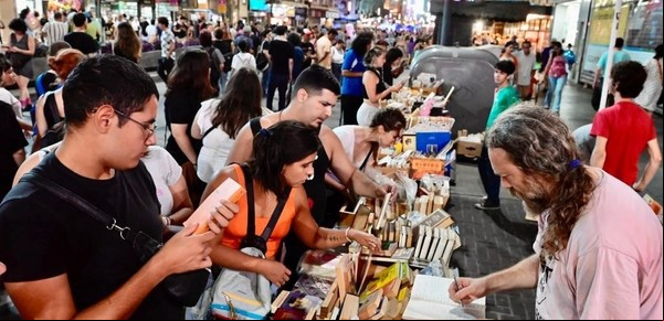 Más de 90 mil personas en la Noche de las Librerías
