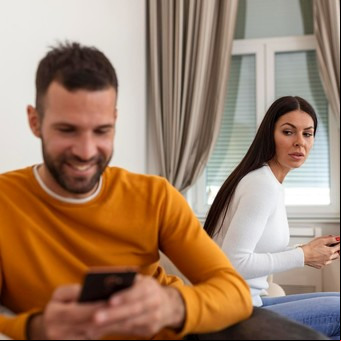 Cómo saber si tu pareja miente, según la ciencia