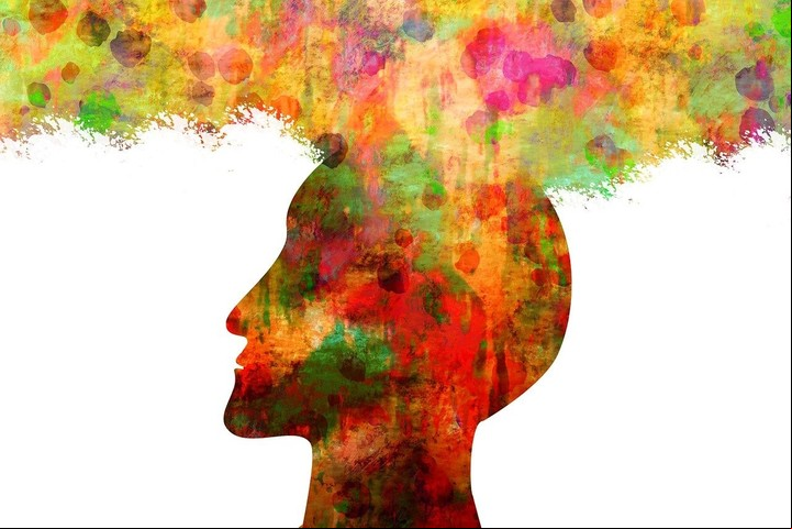 La colina ayuda en el funcionamiento normal del cerebro y el sistema nervioso.