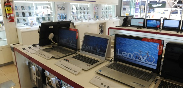 HP, Lenovo y Dell: el Gobierno sube aranceles de notebooks y tablets, y encarece la importación