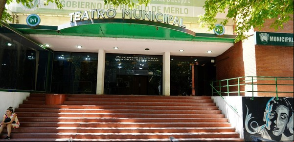 Los 50 años de un tradicional teatro del GBA, con obras y clases magistrales de primeros actores
