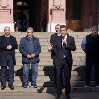 Con la venia de Sergio Massa, reabren las principales paritarias y negocian subas para el trimestre electoral