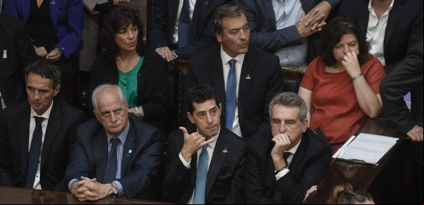 Pese a la tensión interna, se reactivan conversaciones entre los K y el albertismo para definir candidaturas