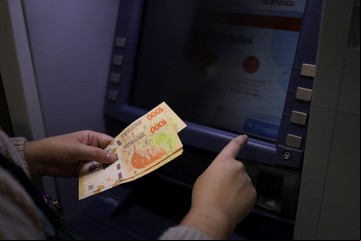 El Gobierno pone fin a la exclusividad del Banco Nación para istrar sueldos públicos y habilita a ocho entidades bancarias más