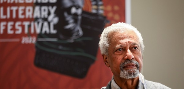 Abdulrazak Gurnah: "Es muy fácil llegar a ser cruel, hay una tenue frontera entre amar y dominar"