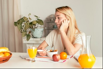 ¿Qué pasa en el cuerpo cuando falta la vitamina C?