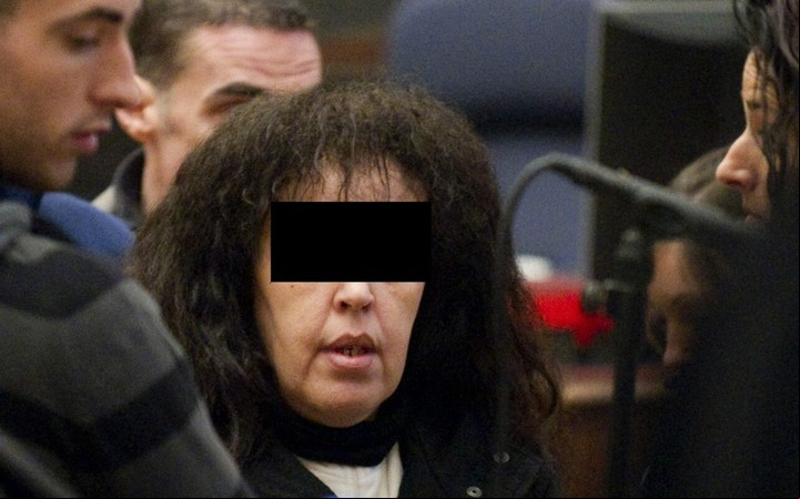 Malika El-Aroud ante la corte en Bruselas. La mujer se movía entre los ambientes islamistas radicales. Foto: BAS BOGAERTS / AFP