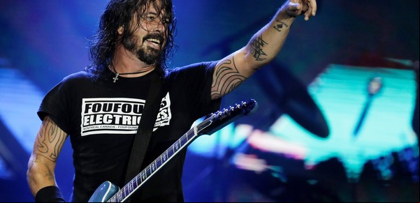 Foo Fighters presentó a su nuevo baterista