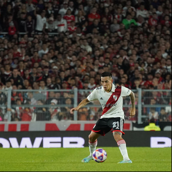 Barco volvió a ser figura y completa un mes perfecto: la cifra millonaria que pagará River para quedarse con su pase