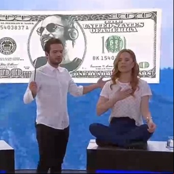 Agustina Kämpfer, la ex de Amado Boudou, meditó en televisión para que baje el dólar: "Lo tengo, lo tengo... Om"