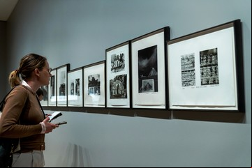 La historia en disputa: cuatro argentinos en una gran muestra de arte latinoamericano en el MoMA