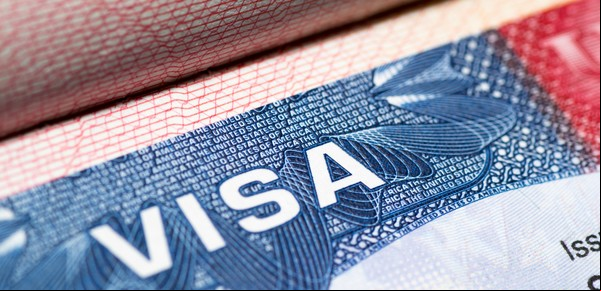 Visa para Estados Unidos: cuánto cuesta sacarla en 2024 y qué pasa si te la rechazan