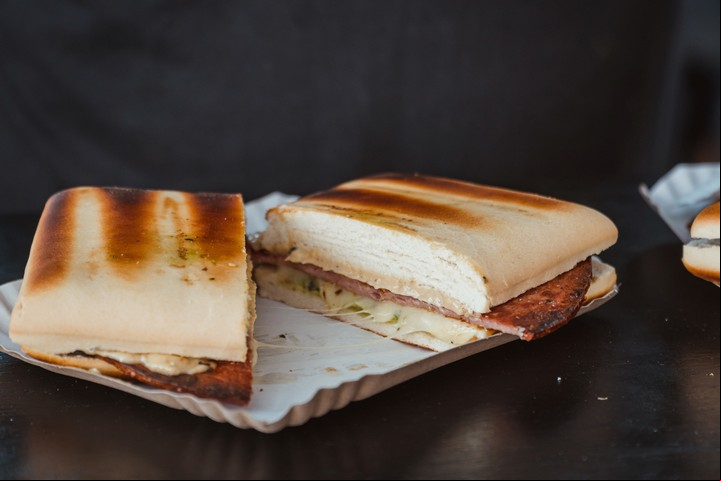 El sándwich que Lelé Cristóbal ofreció en el Festival gastronómico cordobés Peperina. Foto: Gonzalo Escamilla