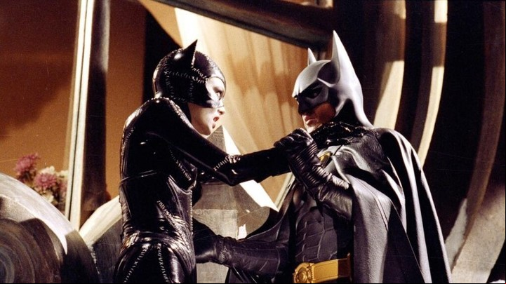 Batman Returns. El Batman de Michael Keaton se enfrenta a la Catwoman, de Michelle Pfeiffer./ Foto: IMDb.