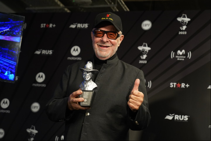 Premio Gardel para León Gieco. Martín Bonetto