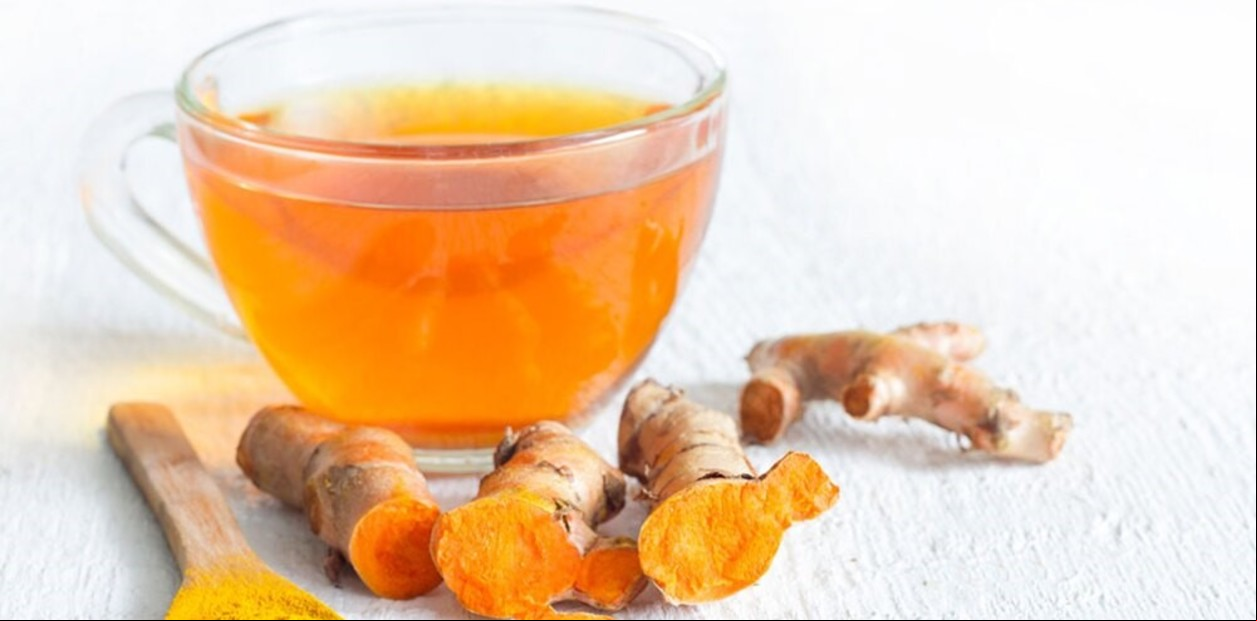 El té de cúrcuma se ha popularizado en todo occidente en los últimos años. Beneficios.