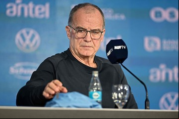 La selección de Uruguay es un desafío a la altura de Marcelo Bielsa: renovar, formar juveniles, ganar