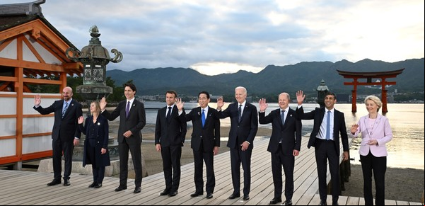 En Hiroshima, el G7 recuerda a las víctimas de la bomba atómica y anuncia más sanciones contra Rusia