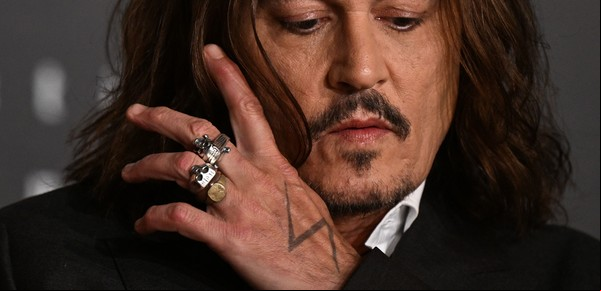 Johnny Depp, acusado por una actriz por "maltrato verbal" durante una filmación del 2001: ¿qué respondió?