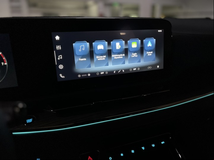 La interfaz de la central multimedia del Ford Territory es simple pero tiene una respuesta algo lenta.