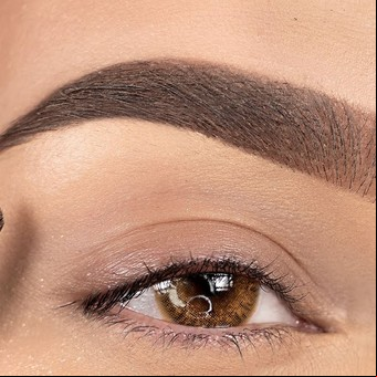 Tips para lucir unas cejas definidas y naturales