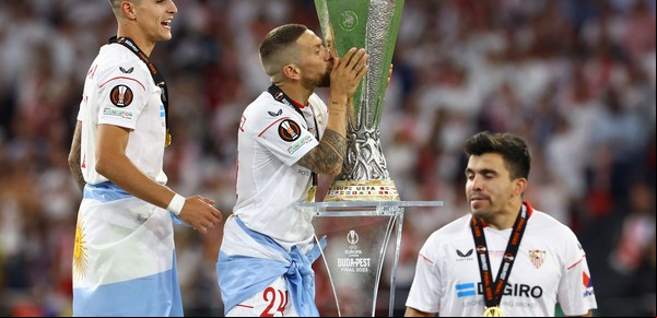 Sevilla campeón: tres argentinos se sumaron a una marca que iniciaron Ardiles, Valdano y Maradona