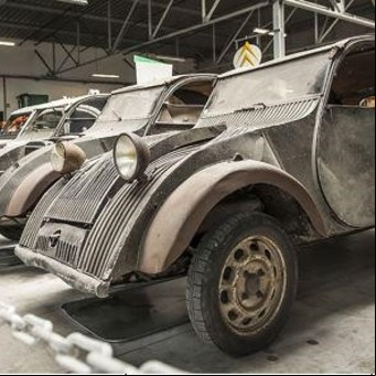 La increíble historia de los tres prototipos de Citroën 2CV que escondieron de los nazis y tardaron 55 años en encontrar