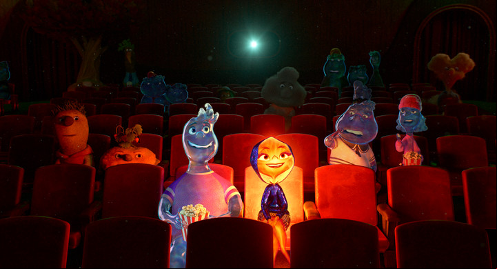 En el cine. El filme también se centra en las historias de inmigrantes, las tradiciones y los deseos que van más allá de los mandatos paternales.