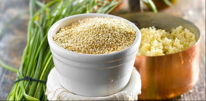 La quinoa es un pseudocereal libre de gluten considerado superalimento.
