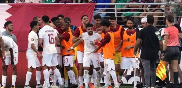 Batacazo en la Copa Oro de Concacaf: Qatar pasó de no ganar un partido en su Mundial a sorprender a México