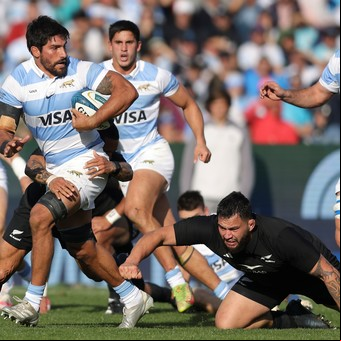 Los Pumas sufrieron una dura derrota ante unos All Blacks implacables en el arranque del Rugby Championship