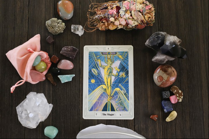 El Tarot de Thoth fue ilustrado por Lady Frieda Harris. (Foto: ilustración Shutterstock)