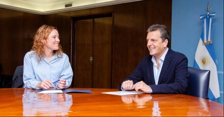Sergio Massa y la candidata a intendenta de La Matanza del Evita, Patricia Cubría.