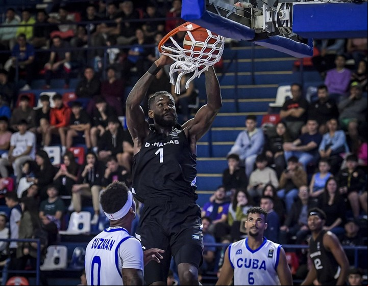 Bahamas venció a cuba en la primera fecha del grupo A del Preclasificatorio Olímpico que se está disputando en Santiago del Estero. Foto: FIBA.