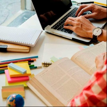 Refranes cortos y su aplicación en diferentes contextos