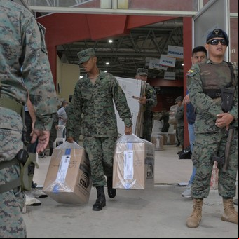 Elecciones en Ecuador: el narcotráfico, un protagonista siniestro que vota con balas