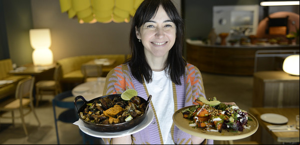 El nuevo restaurante de Ximena Sáenz en Palermo: del horno de barro a la mesa, el éxito de una fórmula probada