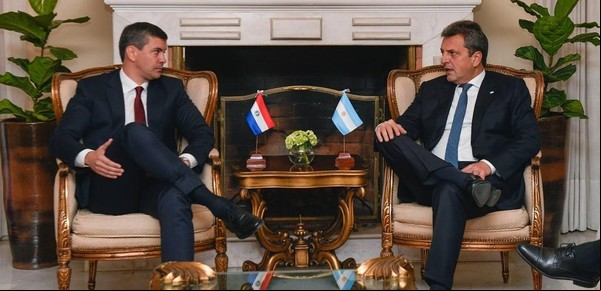 Paraguay recurre a Bolivia para comprar el GLP que dejaría de venderle Argentina