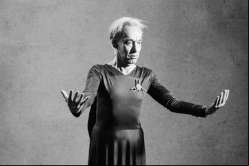 Eugenio Viola. Cinco performances pulsan el “arte vivo”