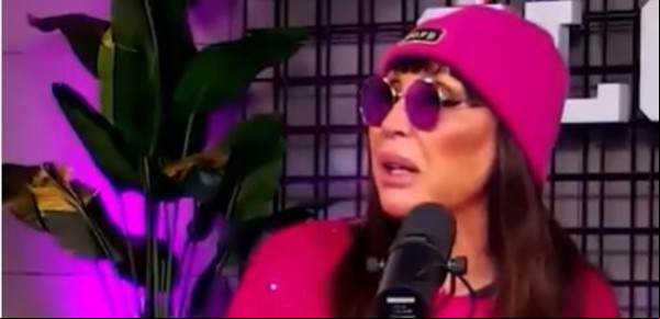 Mensajes de Moria Casán a su hija Sofía Gala tras la noticia de que fue acusada de no pagar en un free shop