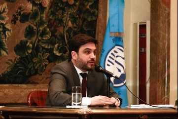 Multan a Ramiro Marra por recomendar la compra de acciones sin autorización de la Comisión Nacional de Valores