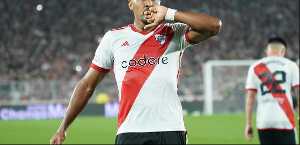 Salomón Rondón, el delantero al que Demichelis defendió de las críticas a capa y espada y le salvó la racha en el Monumental