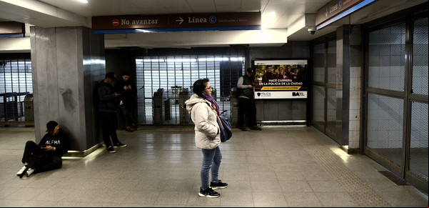 Los metrodelegados realizan un paro de subte en todas las líneas desde las 19: caos en la vuelta a casa
