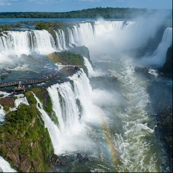 ¿Qué país tiene más maravillas naturales en el mundo?