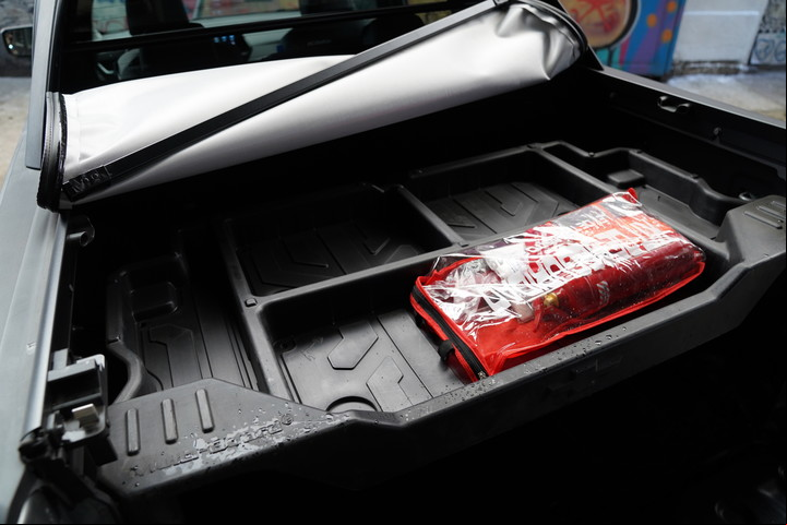 El organizador de caja de la Chevrolet Montana permite acomodar mejor los objetos. Foto: Guillermo Rodriguez Adami
