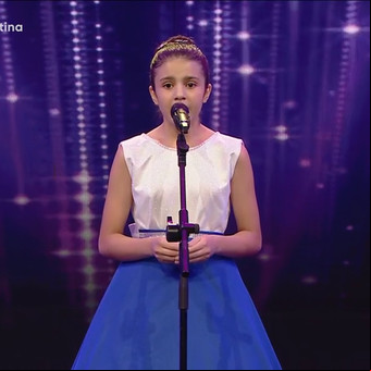 La emotiva historia de Fiorella, la nena de 11 años que cantó lírico en “Got Talent” y provocó que Abel Pintos se arrodillara a sus pies